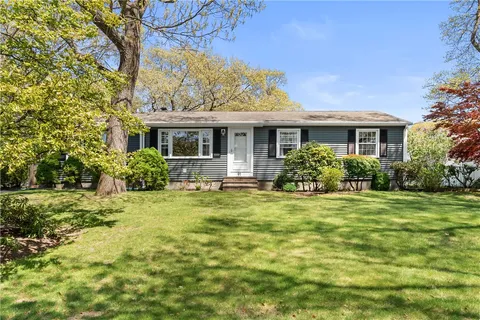 $465,000 | 91 Hilton Road, Warwick, RI 02889