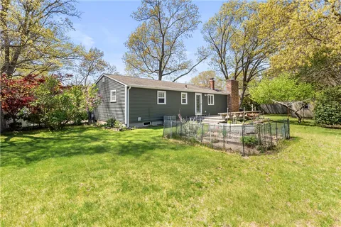 $465,000 | 91 Hilton Road, Warwick, RI 02889