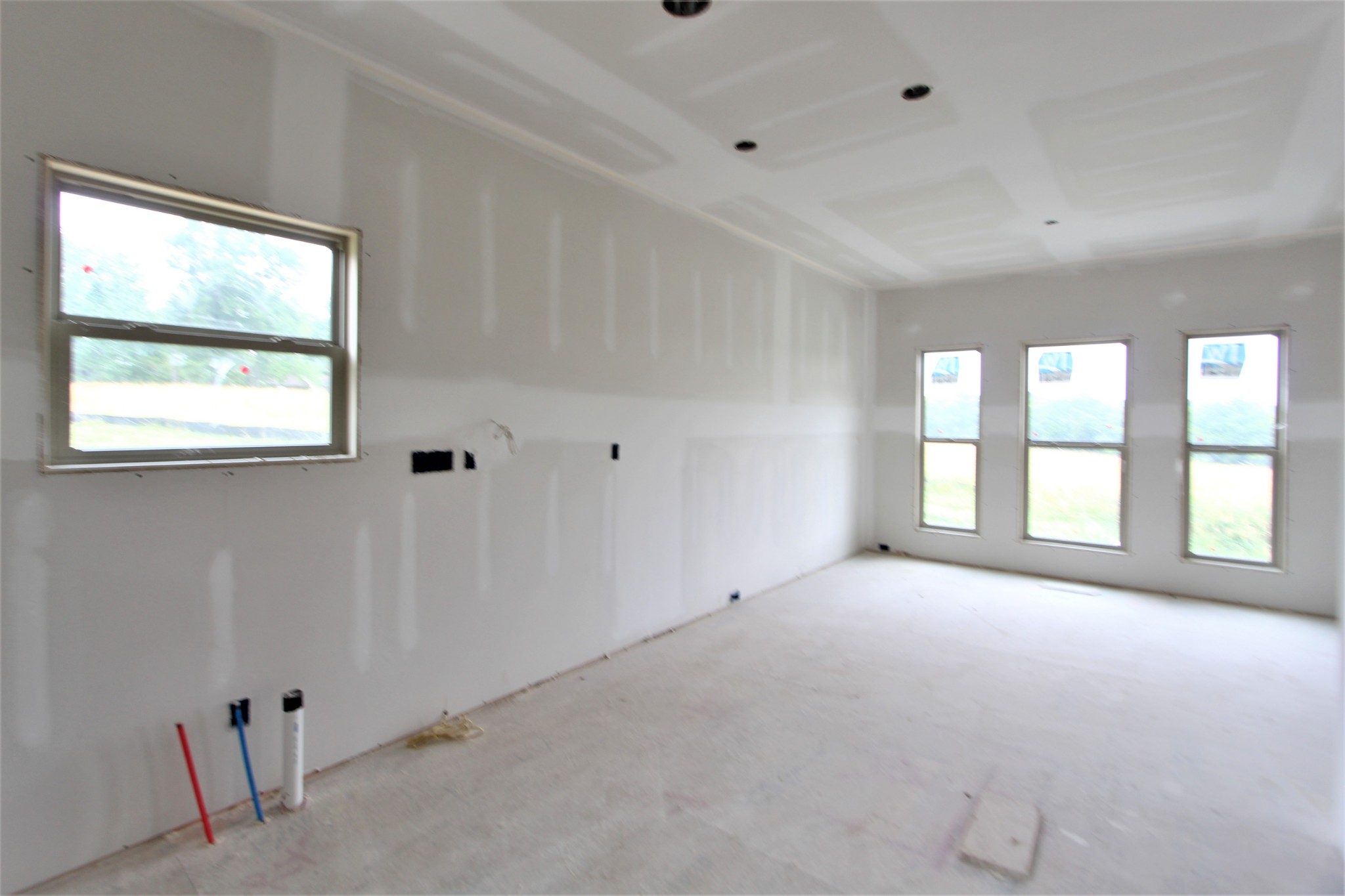 503 Cole's Ferry Road, Unit 5 Gallatin, TN 37066 - Photo 5 of 9 a view of an empty room with a window