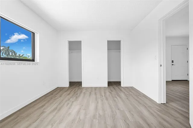 wooden floor in a empty room
