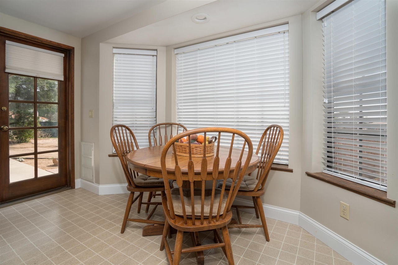 17281 Felipe Road Ramona, CA 92065 - Photo 13 of 25