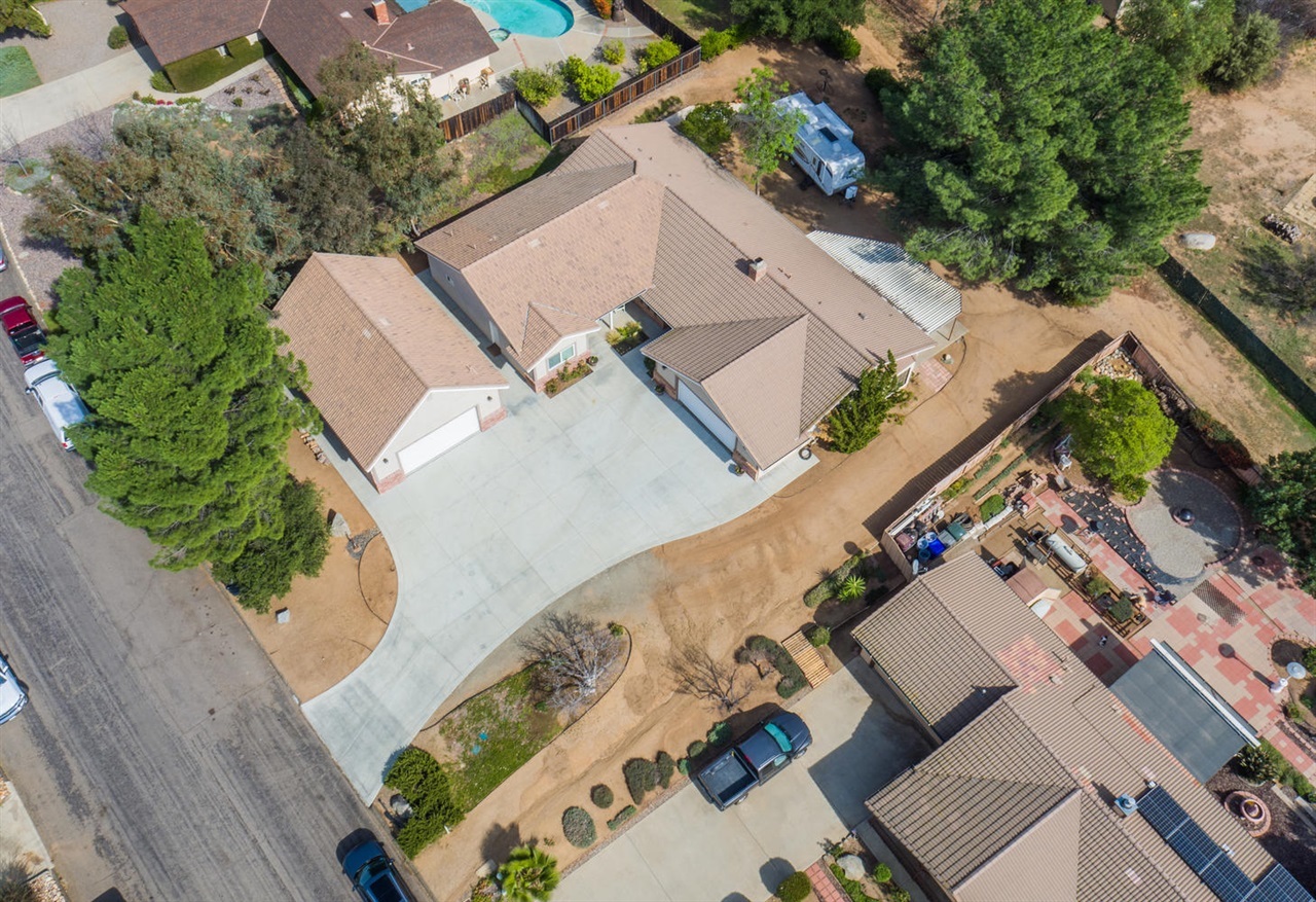 17281 Felipe Road Ramona, CA 92065 - Photo 3 of 25