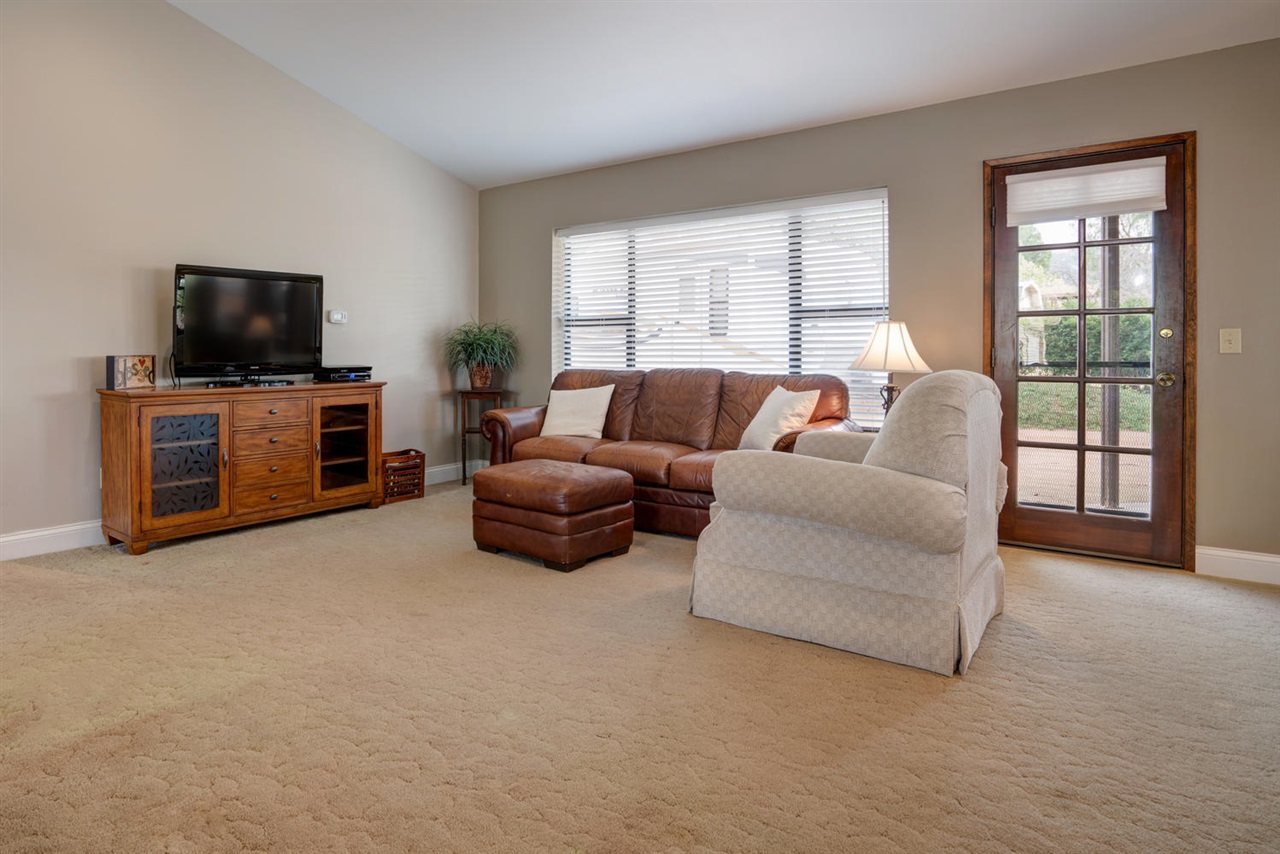 17281 Felipe Road Ramona, CA 92065 - Photo 10 of 25
