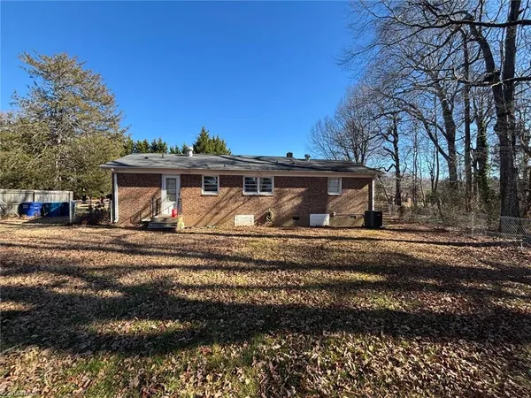 $260,000 | 6912 Harlow Drive, Archdale, NC 27263