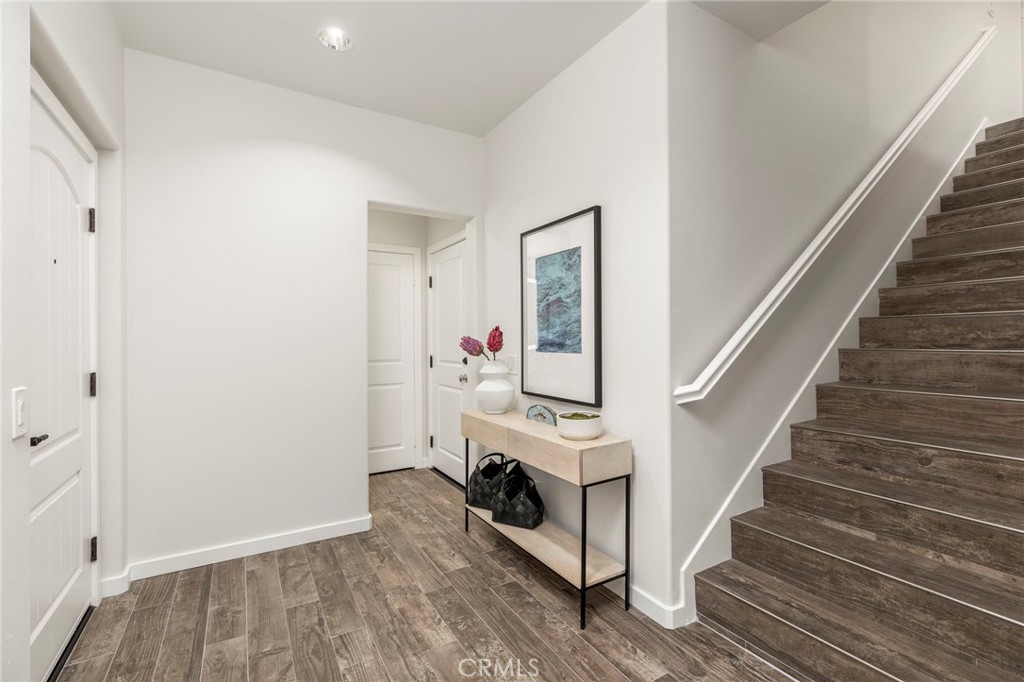 52 Scarlet Bloom Irvine, CA 92618 - Photo 13 of 43 Tile Entryway