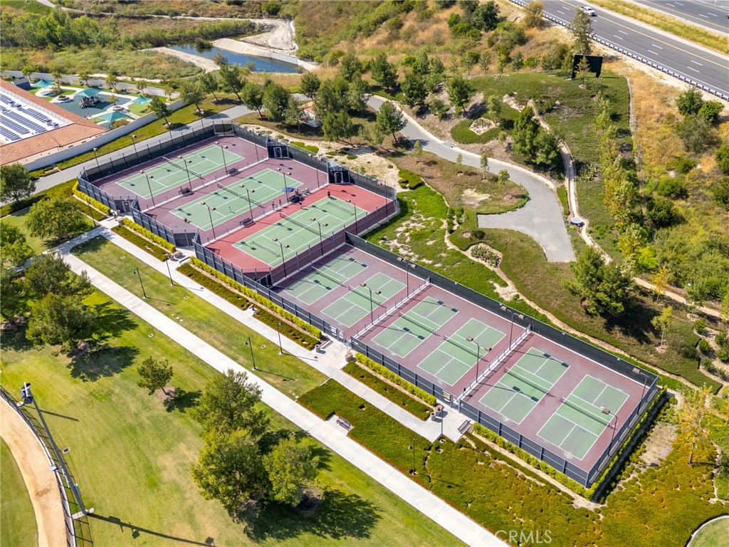 52 Scarlet Bloom Irvine, CA 92618 - Photo 34 of 43 Tennis and Pickleball