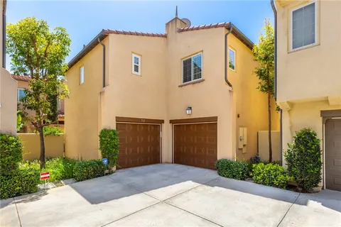 $1,238,000 | 52 Scarlet Bloom, Irvine, CA 92618