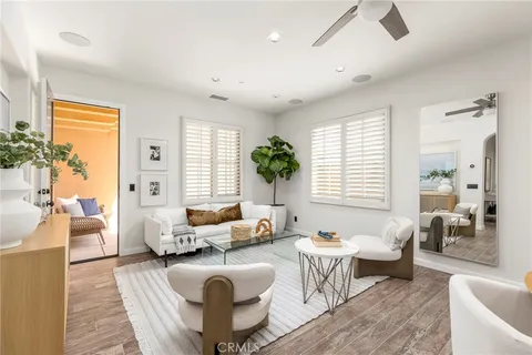 $1,238,000 | 52 Scarlet Bloom, Irvine, CA 92618