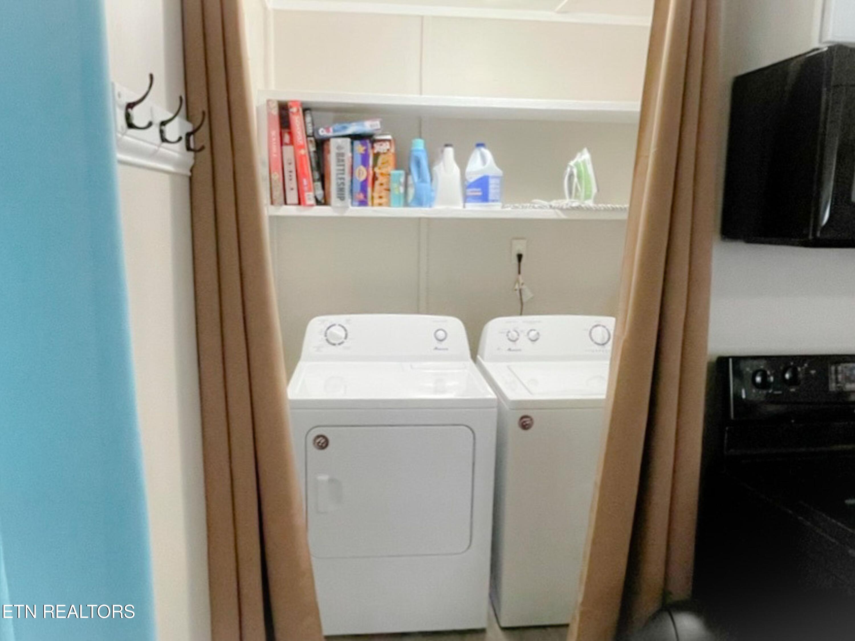 101 Hamilton Circle Oak Ridge, TN 37830 - Photo 7 of 26 Laundry Room 103