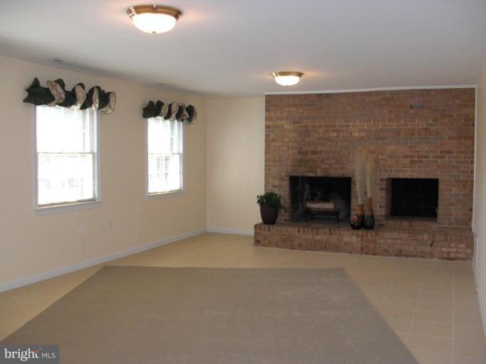 6200 Chesterbrook Road McLean, VA 22101 - Photo 2 of 15 Family Room