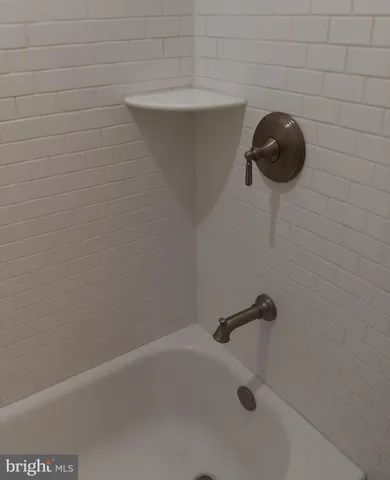 $1,550 | 153 Burmont Road, Unit B, Drexel Hill, PA 19026