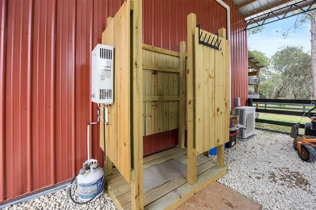 $1,650,000 | 41526 Saddle Ridge Lane, Weirsdale, FL 32195