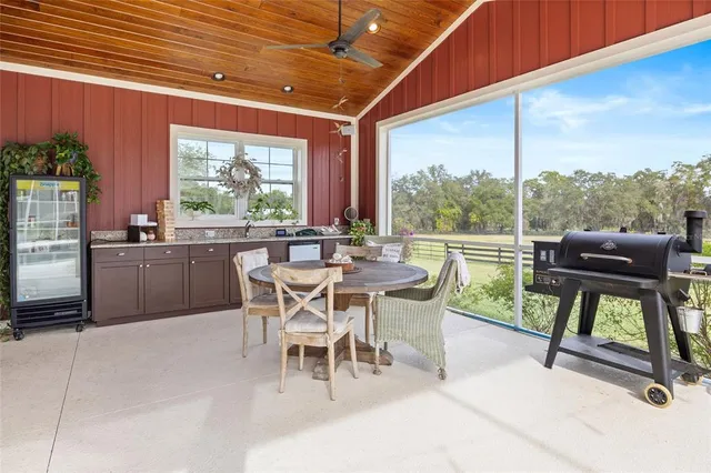 $1,650,000 | 41526 Saddle Ridge Lane, Weirsdale, FL 32195