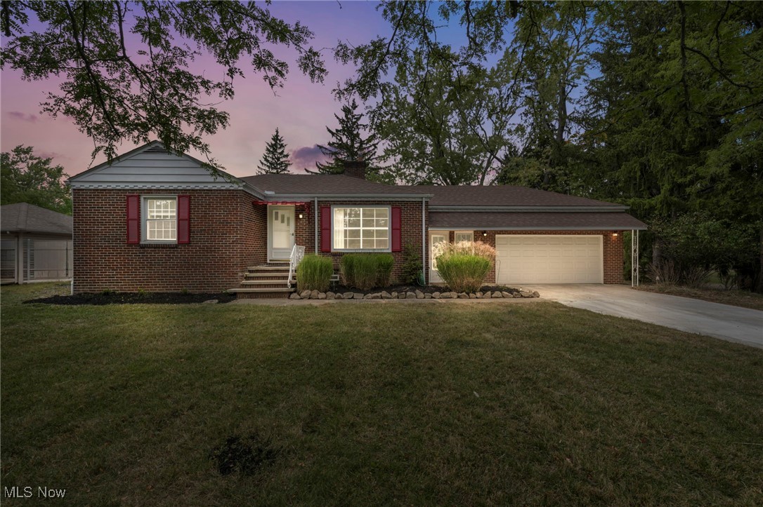 455 East Sprague Road Independence, OH 44131 - Photo 2 of 39 Single story home with a garage and a yard