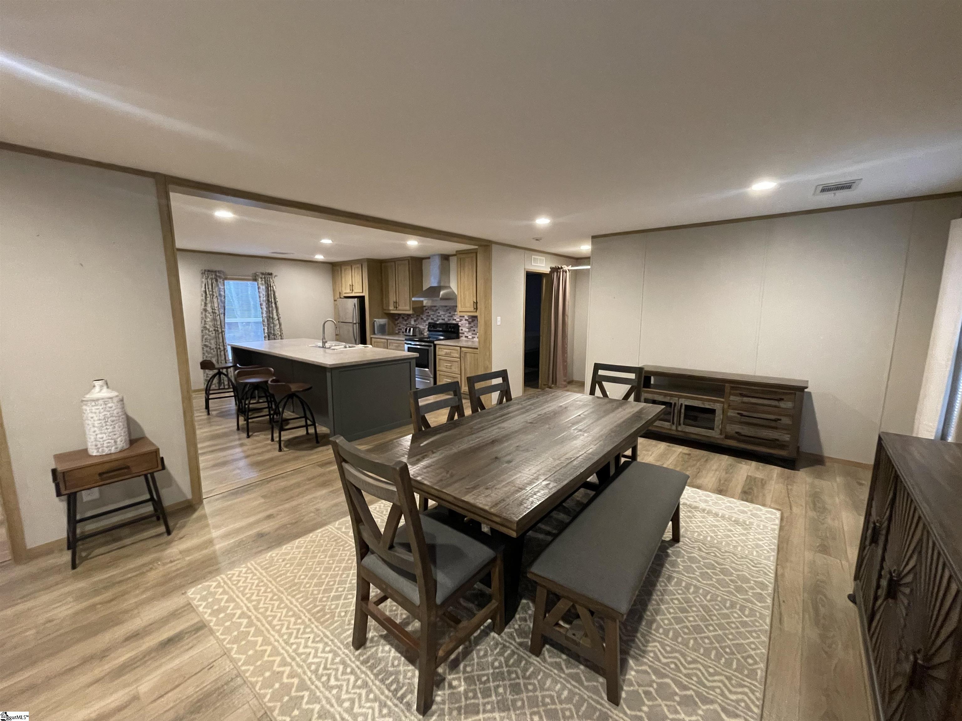 2532 Torrington Road Laurens, SC 29360 - Photo 6 of 28 Gallery Image 6
