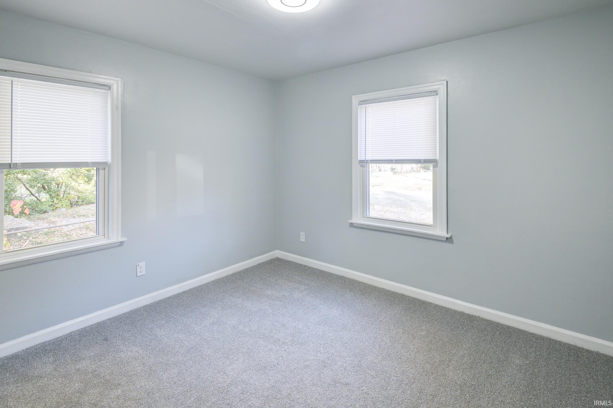 936 Baxter Street Fort Wayne, IN 46806 - Photo 12 of 36 Gallery Image 12