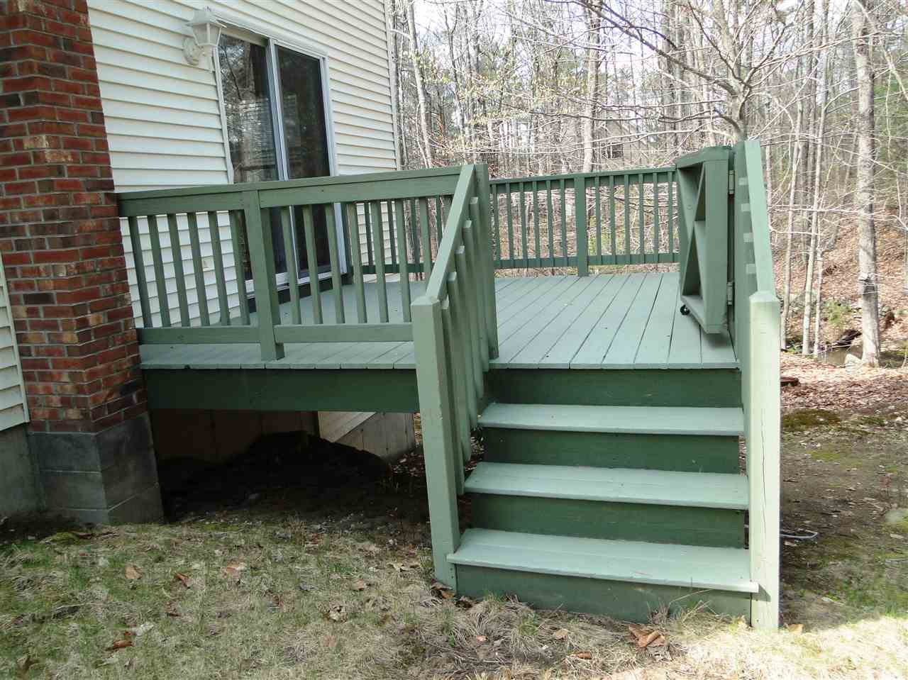 819 Stockbridge Corner Road Alton, NH 03809 - Photo 3 of 33
