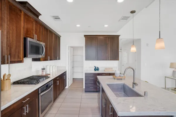 $998,000 | 218 William Manly Street, Unit 6, San Jose, CA 95136