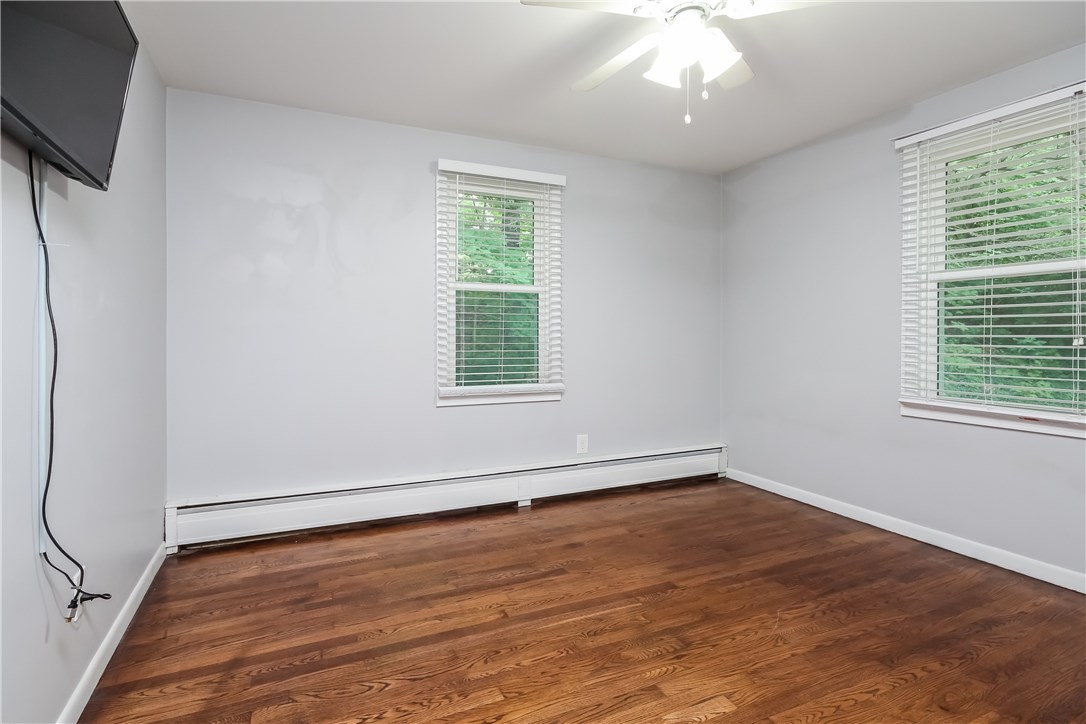 43 Abbotts Crossing Road Coventry, RI 02816 - Photo 12 of 22 Gallery Image 12