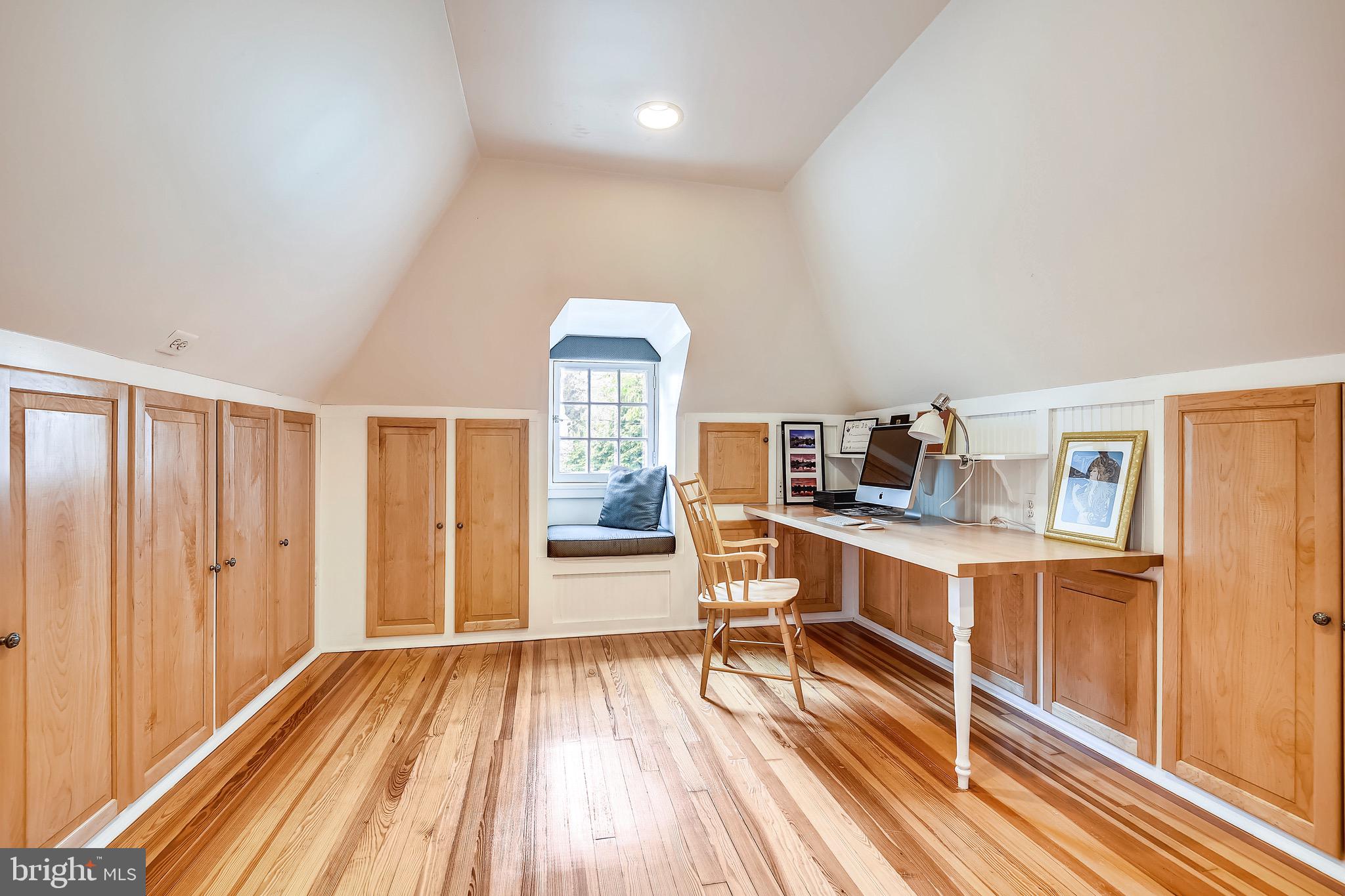 104 Tunbridge Road Baltimore, MD 21212 - Photo 53 of 62 Office space/bedroom with storage