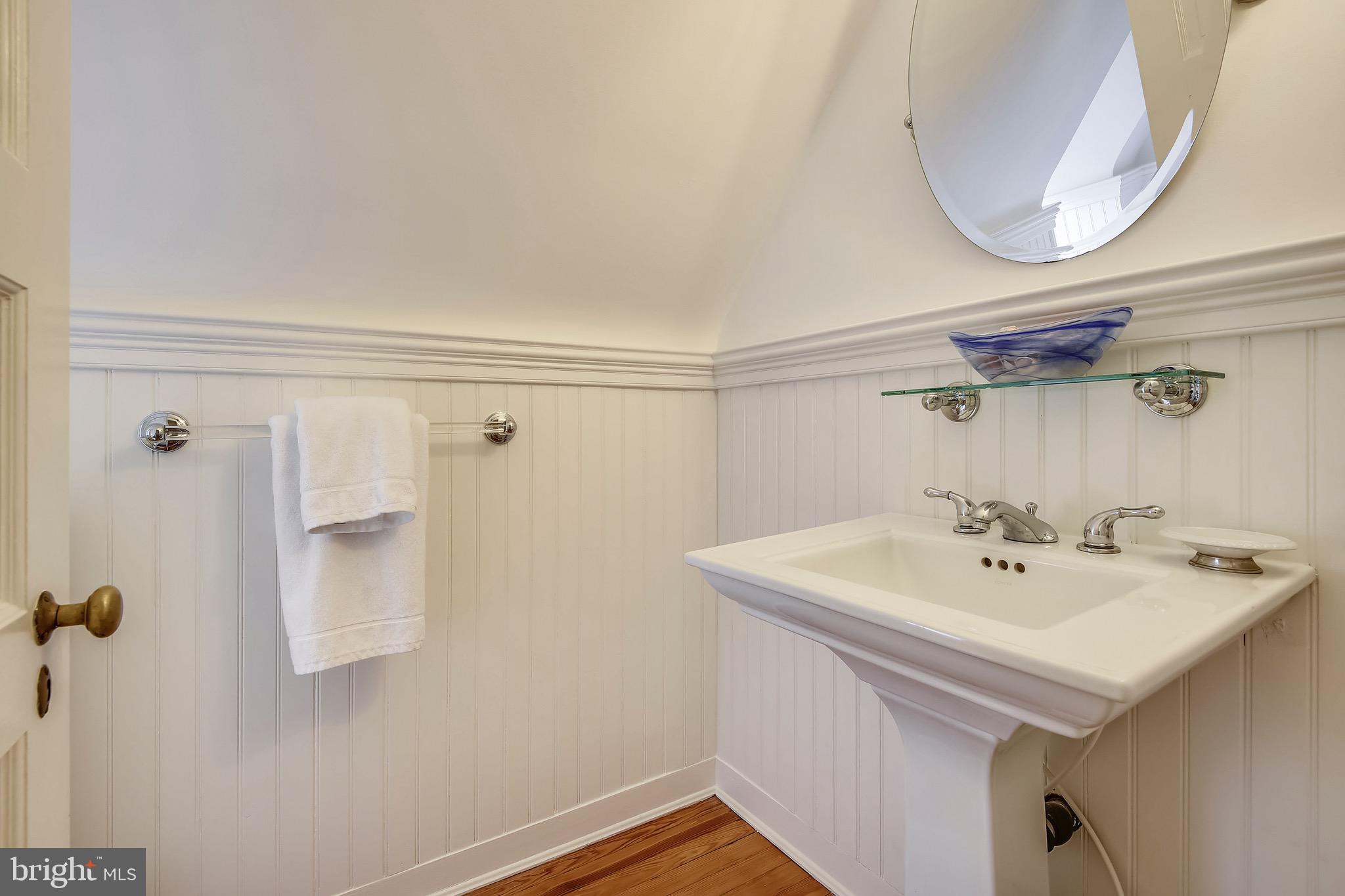 104 Tunbridge Road Baltimore, MD 21212 - Photo 57 of 62 Full bath with clawfoot tub