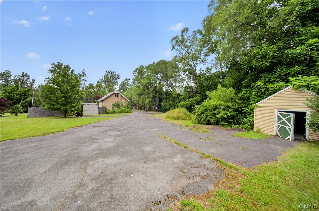 5506 Bear Road Clay, NY 13212 - Photo 29 of 36 Plenty of parking here! One idea could be tu turn