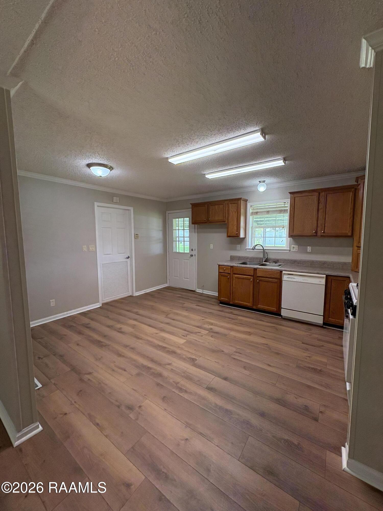 111 Whitmore Road Scott, LA 70583 - Photo 2 of 13 IMG_5913