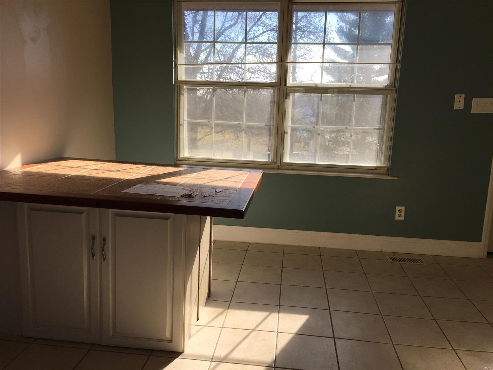 3243 Dillinger Road Carbondale, IL 62901 - Photo 8 of 18