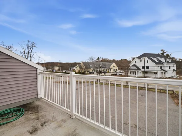 $3,200 | 89 West Main Street, Unit 207, Northborough, MA 01532