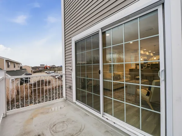 $3,200 | 89 West Main Street, Unit 207, Northborough, MA 01532