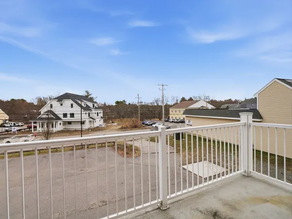 $3,200 | 89 West Main Street, Unit 207, Northborough, MA 01532