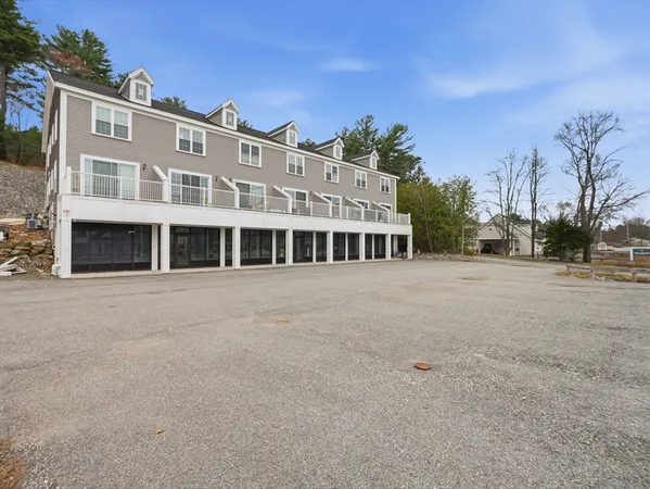 $3,200 | 89 West Main Street, Unit 207, Northborough, MA 01532