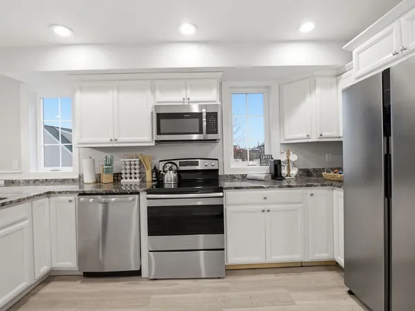 $3,200 | 89 West Main Street, Unit 207, Northborough, MA 01532