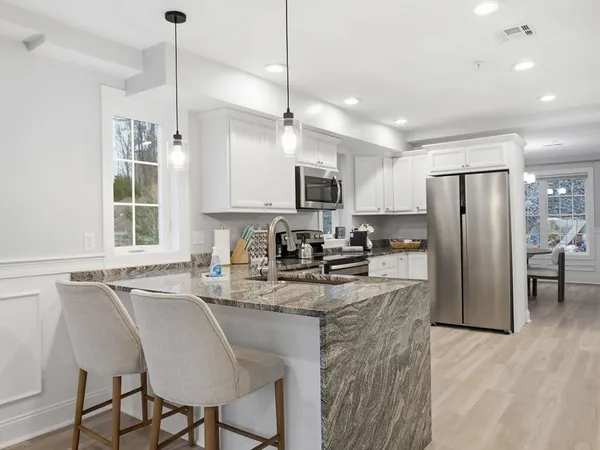 $3,200 | 89 West Main Street, Unit 207, Northborough, MA 01532