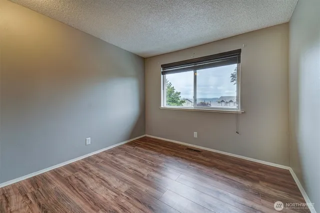 $550,000 | 1841 Northwest Russell Street, Poulsbo, WA 98370