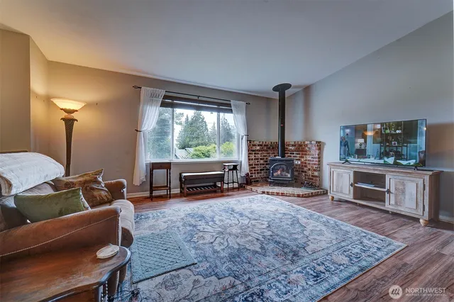 $550,000 | 1841 Northwest Russell Street, Poulsbo, WA 98370