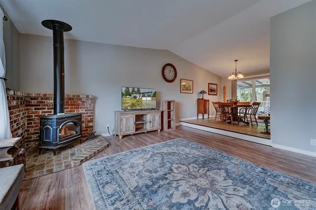 $550,000 | 1841 Northwest Russell Street, Poulsbo, WA 98370