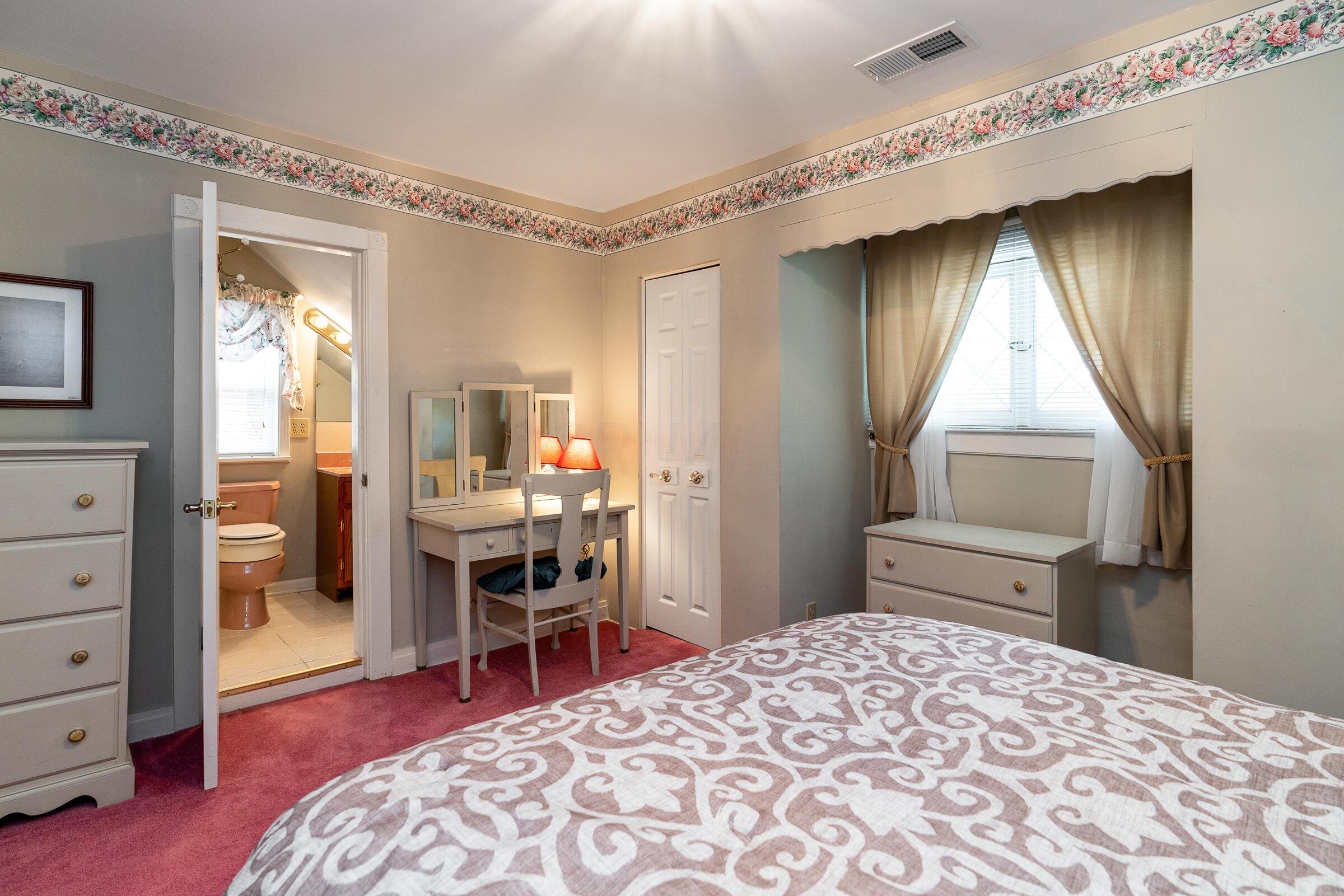 136 Brighton Road Columbus, OH 43202 - Photo 21 of 36 Bedroom 3