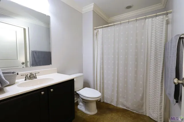 $559,000 | 256 Riverwood Drive, Houma, LA 70360