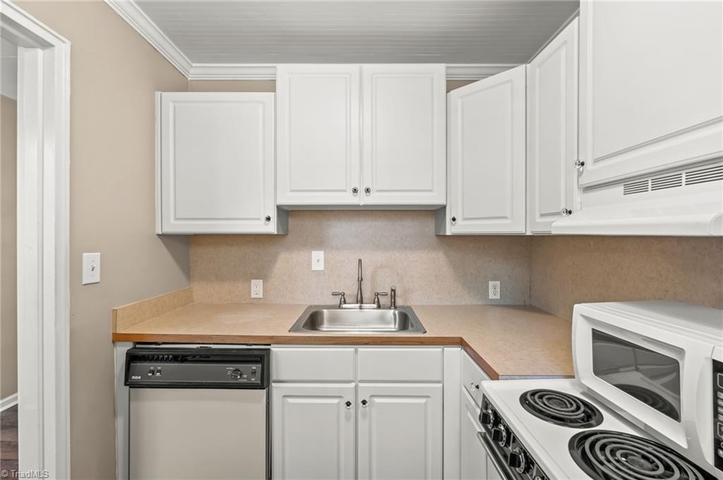 308 West Lexington Avenue High Point, NC 27262 - Photo 11 of 26