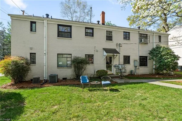 $105,000 | 308 West Lexington Avenue, High Point, NC 27262