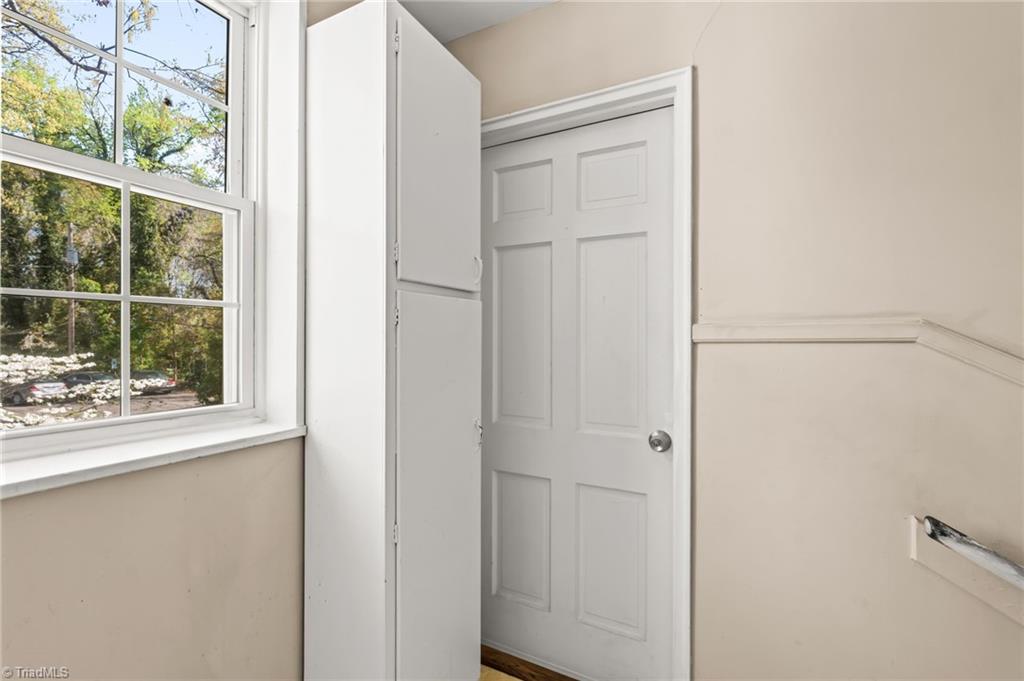 308 West Lexington Avenue High Point, NC 27262 - Photo 21 of 26