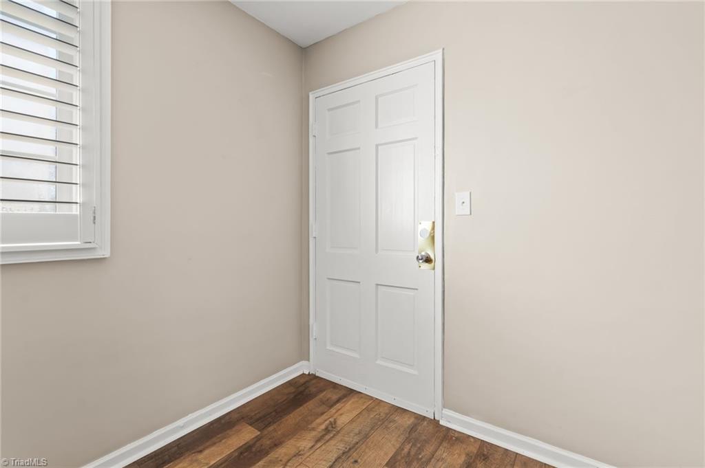 308 West Lexington Avenue High Point, NC 27262 - Photo 4 of 26
