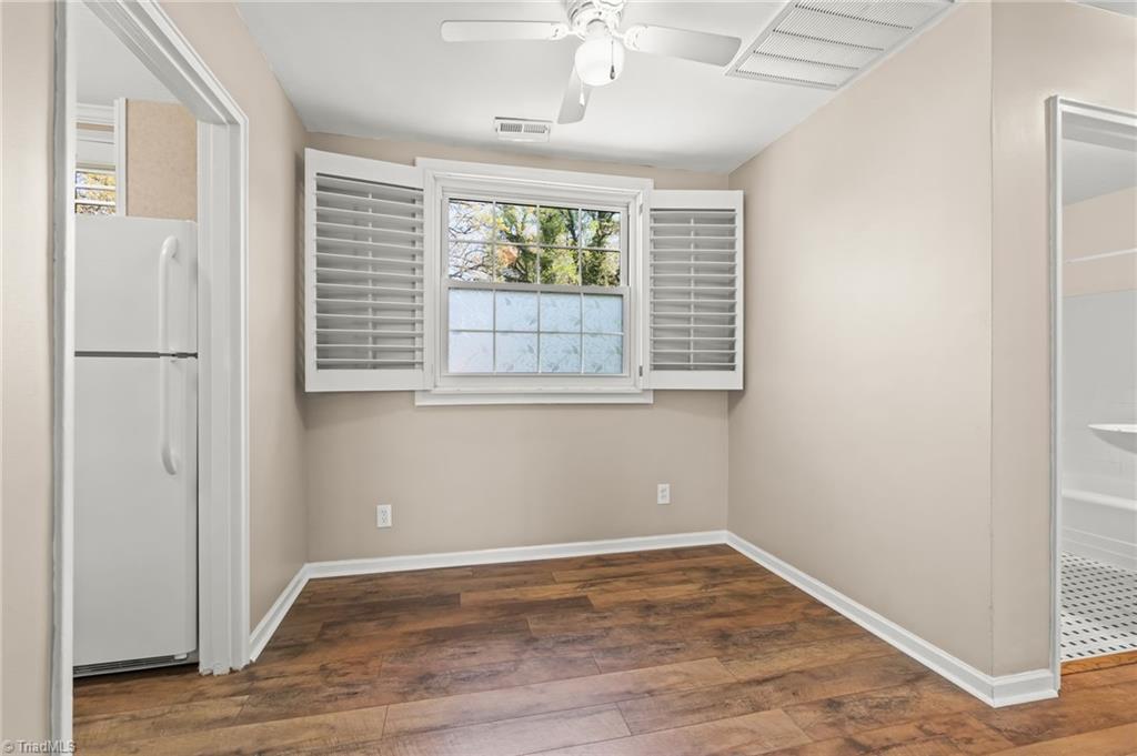 308 West Lexington Avenue High Point, NC 27262 - Photo 9 of 26