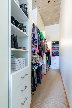 $575,000 | 1800 West Roscoe Street, Unit 316, Chicago, IL 60657