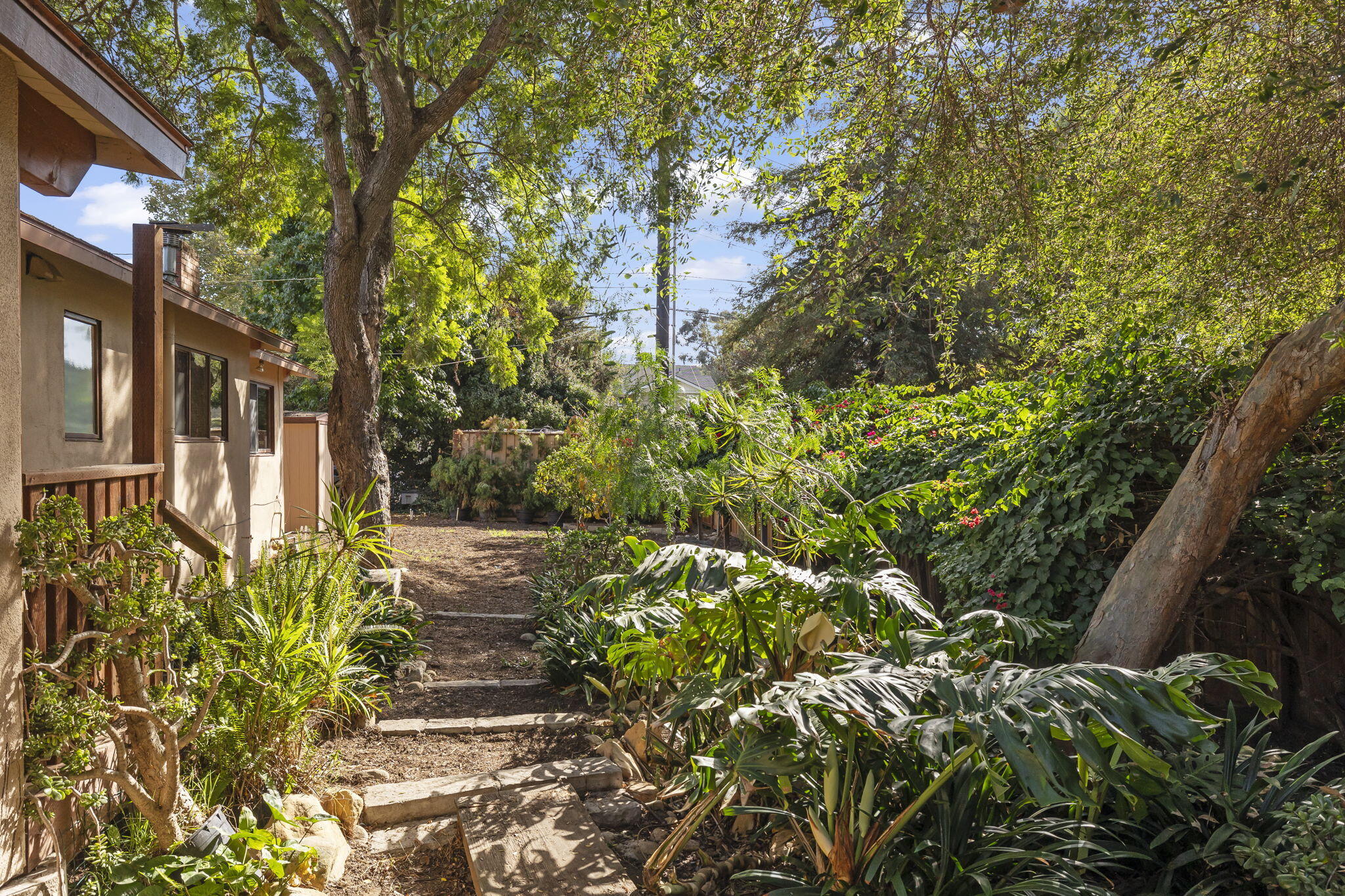5130 Cathedral Oaks Road Santa Barbara, CA 93111 - Photo 7 of 68 11-web-or-mls-UpmarketMedia-5130Cat-185