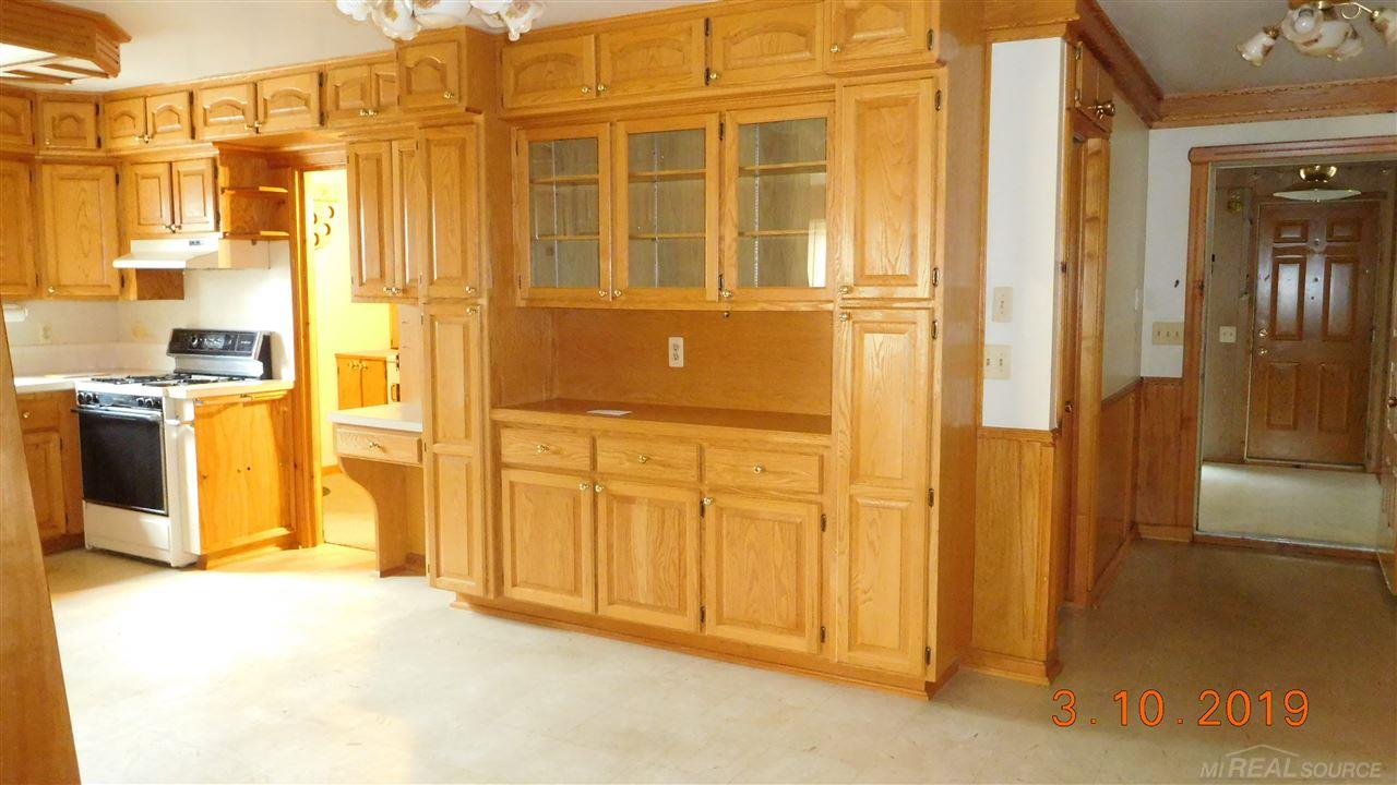 7247 Big Hand Road St. Clair, MI 48079 - Photo 16 of 28 31373398-15.JPG