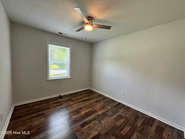 $1,450 | 510 Redwood Place, Jacksonville, NC 28540