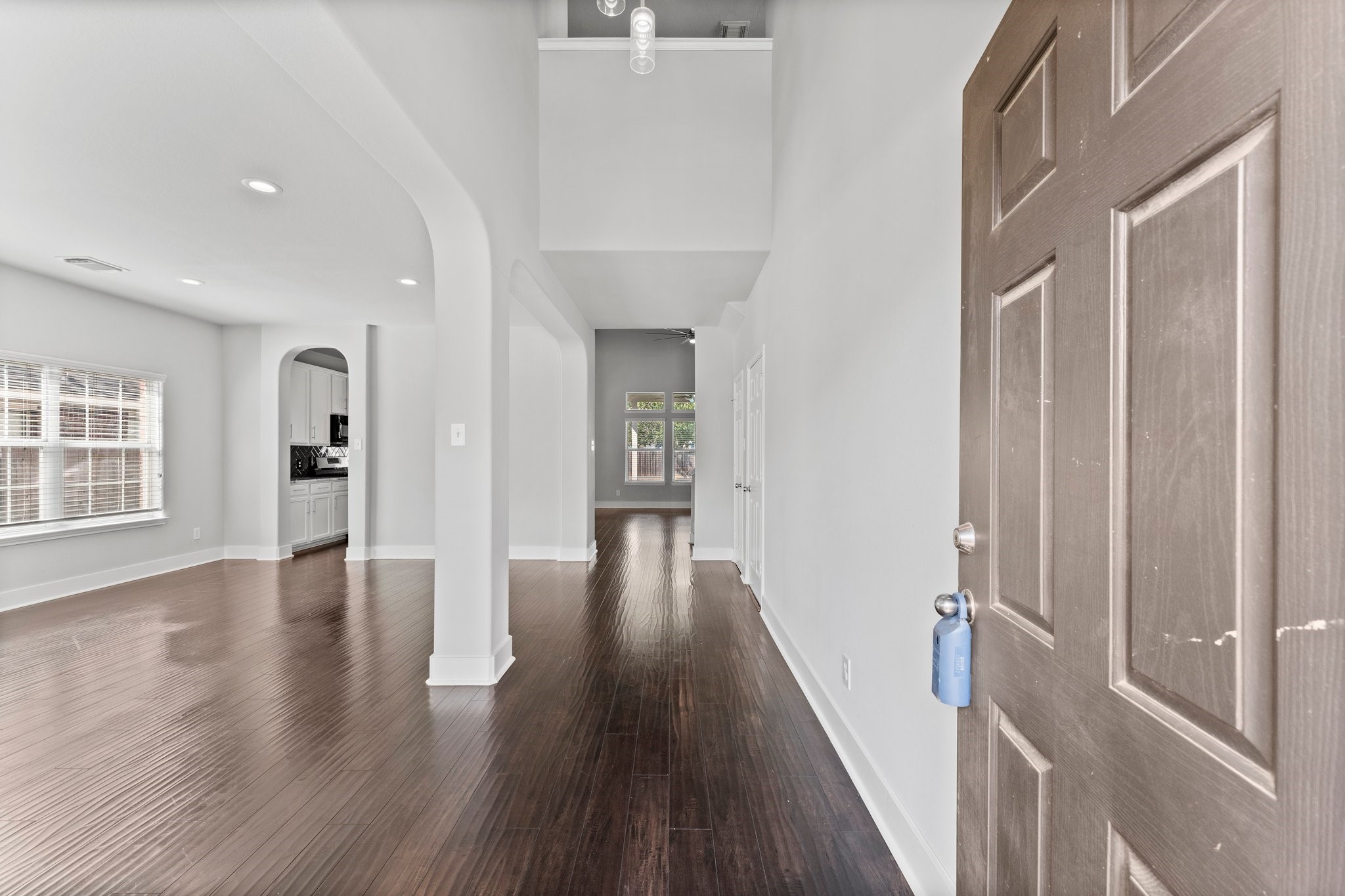 622 Timberstand Lane Spring, TX 77373 - Photo 4 of 48