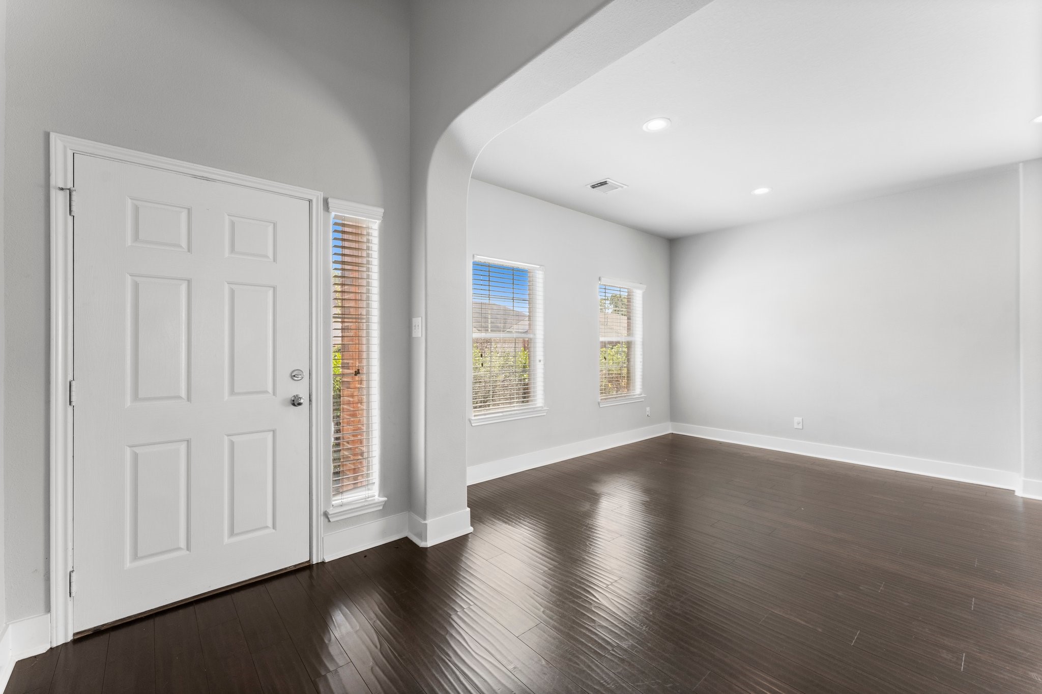 622 Timberstand Lane Spring, TX 77373 - Photo 5 of 48